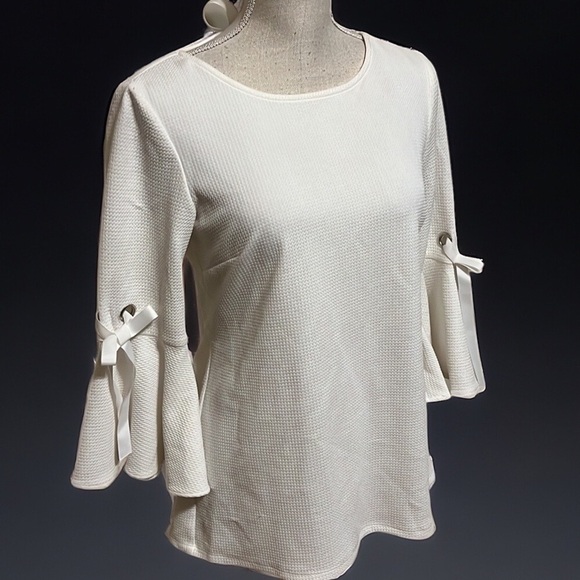 Coco Bianca white aline blouse. Sz small - Picture 2 of 8